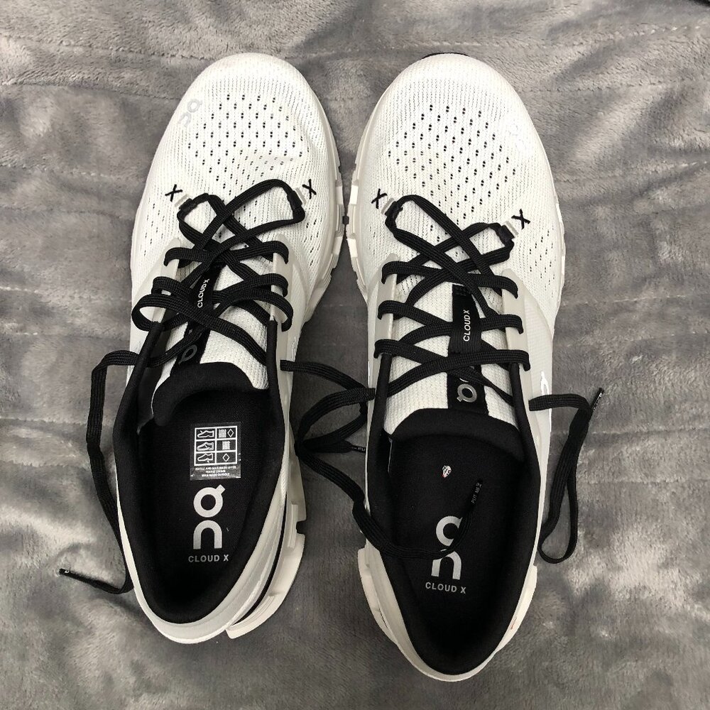 Men's ON CLOUD X4 Training Shoes - Size 12 - White